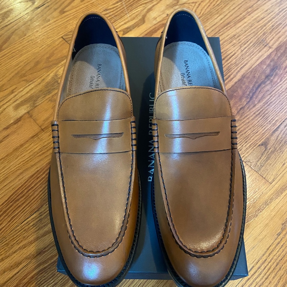 Banana Republic Dellbrook loafer Sz 10.5